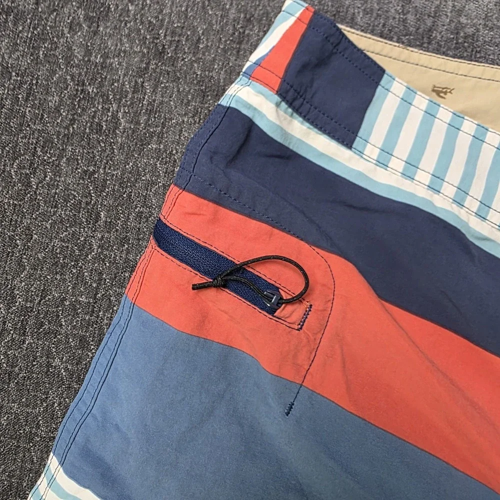 Patagonia Wavefarer Board Shorts Mens 35 Fitz Stripe Tomato Red Blue 8